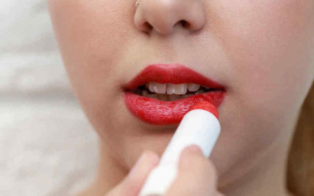 4 причины, почему губы становятся бледными
